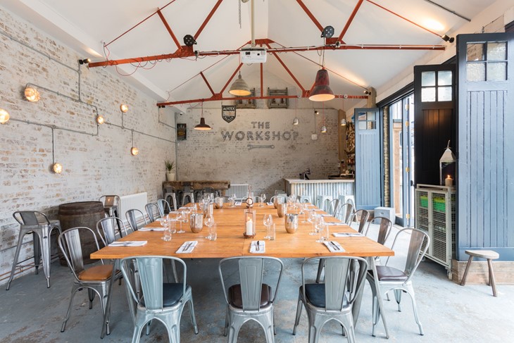 The Half Moon, Herne Hill - Booth seating