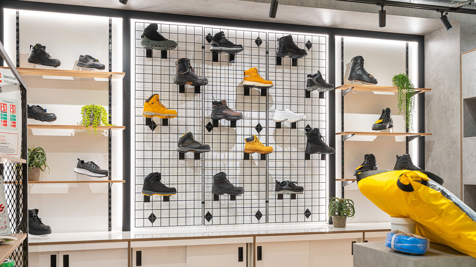 Concorde BGW Lyreco showroom and meeting room