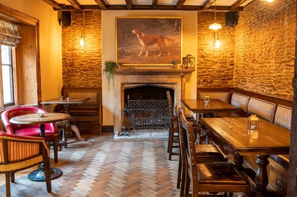 The Eliot arms pub interior
